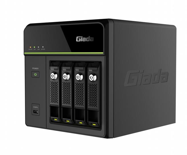 В оснащении сервера Giada GT400 можно выделить два порта Gigabit Ethernet