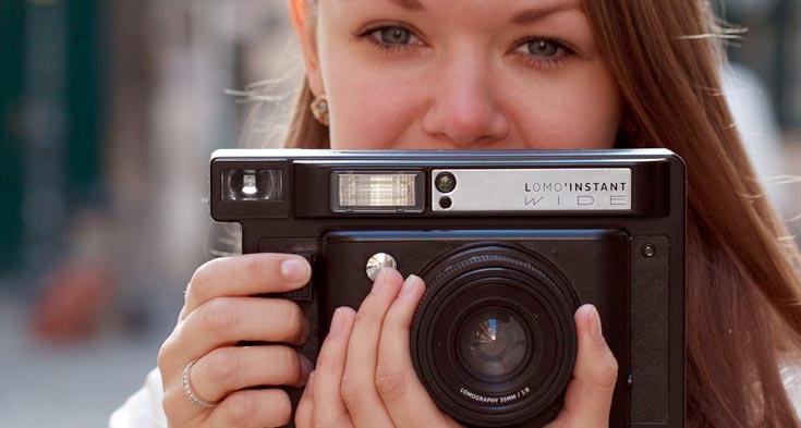 Камера Lomo’Instant Wide стоит $199