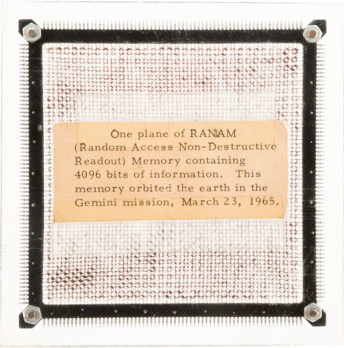 Микросхема памяти с корабля Gemini 3 выставлена на аукцион