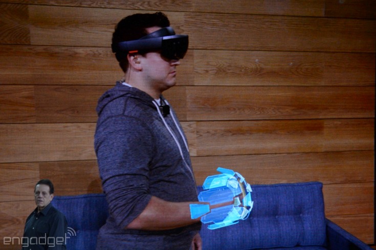 Шлемы Microsoft HoloLens обойдутся разработчикам в 3000 долларов