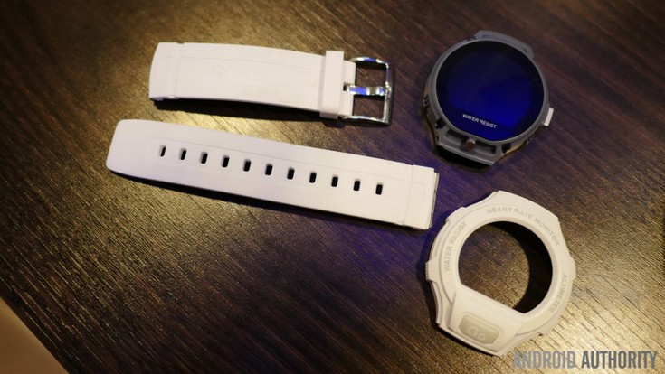 Защищённые умные часы Alcatel OneTouch Go Watch оцениваются в $150