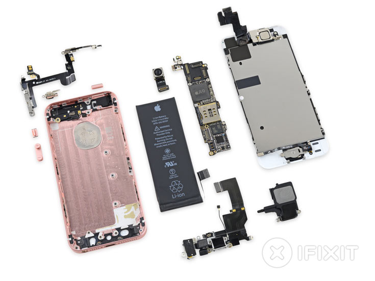 По мнению iFixit, сходство со старыми моделями облегчает ремонт iPhone SE