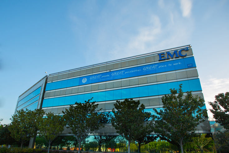 По состоянию на конец квартала в распоряжении EMC было 15 млрд долларов