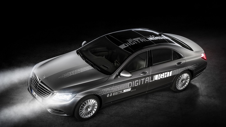 Оптика Mercedes-Benz Digital Light работает благодаря миллионам микрозеркал