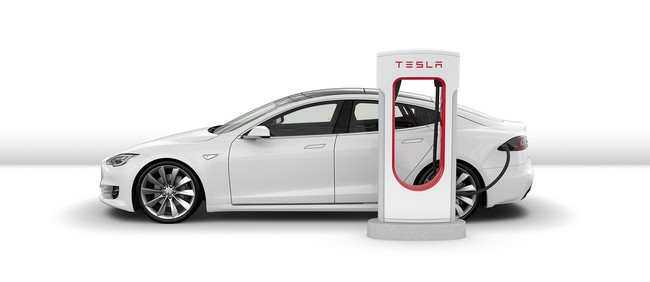 Tesla начала бороться с владельцами электромобилей, которые занимают места на зарядных станциях Supercharger