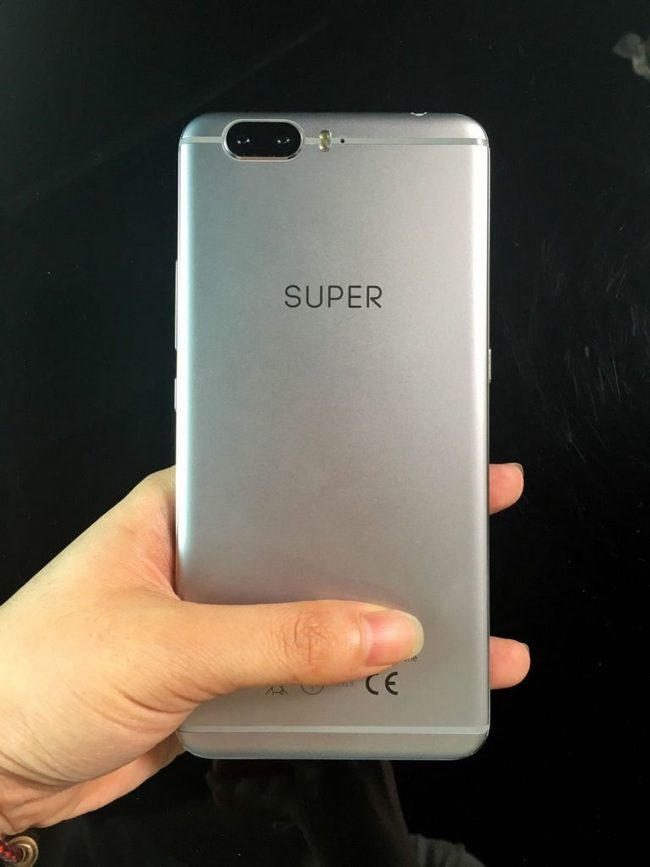 Обновленная версия смартфона UMi Super получит сдвоенную камеру и десятиядерную SoC