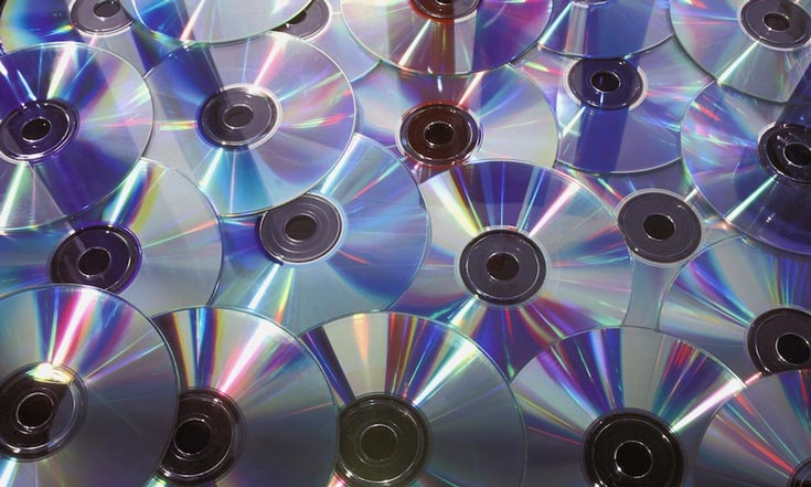 Cara Membersihkan CD atau DVD yang Tegores