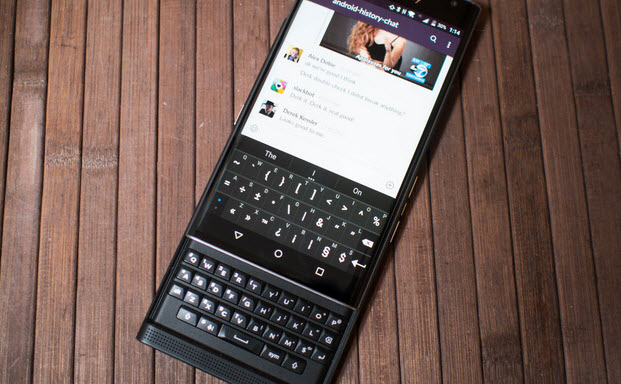 Смартфон BlackBerry Priv получил важные обновления для камеры и клавиатуры