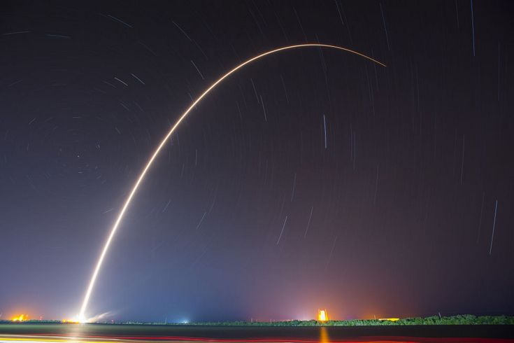 Falcon 9 второй раз успешно села на водную платформу