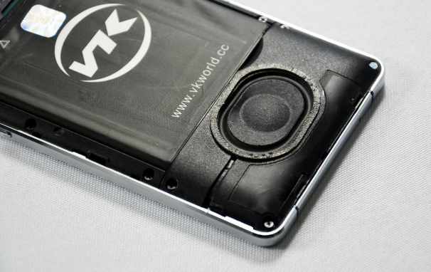 VKworld T3 за $80 позиционируется как смартфон с самым большим и громким динамиком