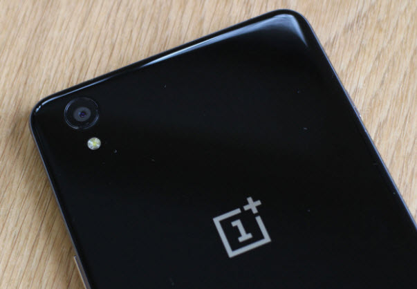 Технология быстрой зарядки смартфона OnePlus 3 может называться Dash Charge