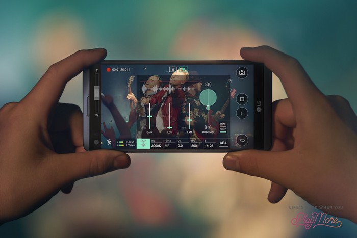 Представлен смартфон LG V20 со сдвоенной камерой и двумя дисплеями, цена пока держится в секрете