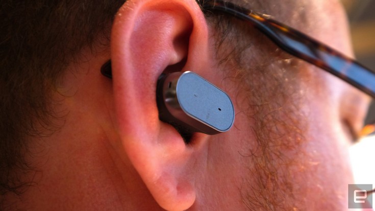 Умный наушник Sony Xperia Ear работает благодаря голосовому помощнику Agent