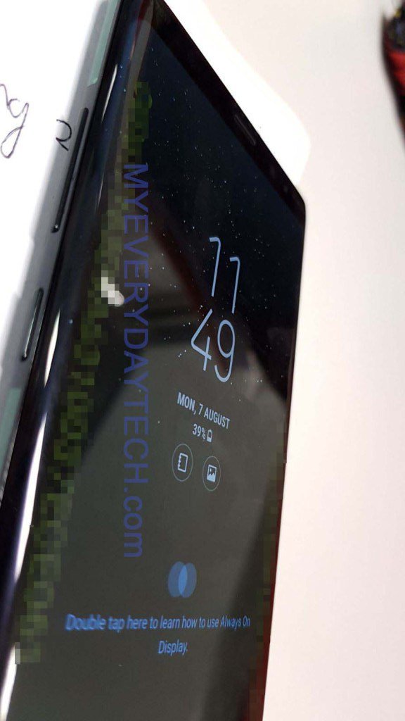 Опубликованы первые фотографии смартфона Samsung Galaxy Note 8 и стилуса S-Pen