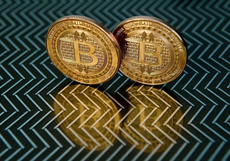 Bitcoin разделился на Bitcoin и Bitcoin Cash