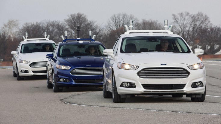 Ford решила удалить из своих беспилотных авто руль и педали