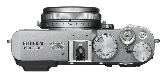 Компактная цифровая камера Fujifilm X100F оценена в 89 999 руб.