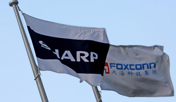 Foxconn и Sharp могут вложить $8 млрд в строительство фабрики в США