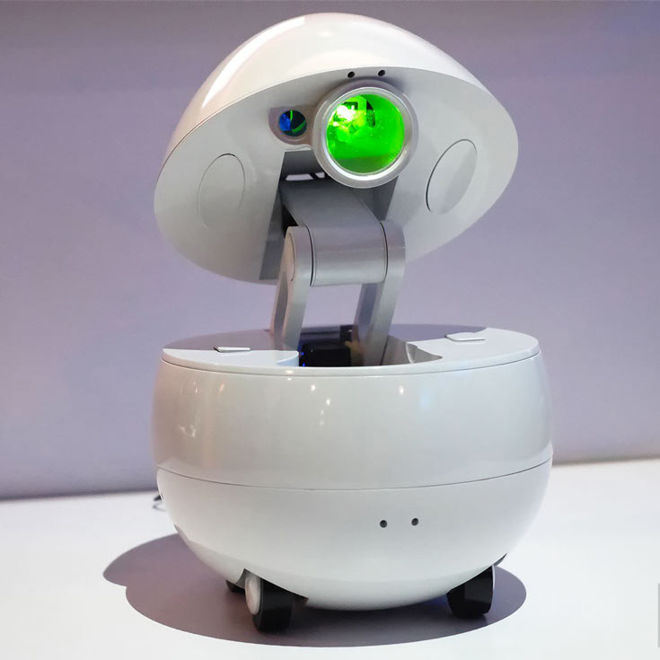 Робот-компаньон Panasonic может передвигаться со скоростью до 3,5 км/ч