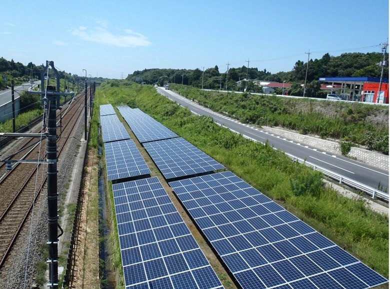 В самой длинной солнечной электростанции используются панели производства Toshiba