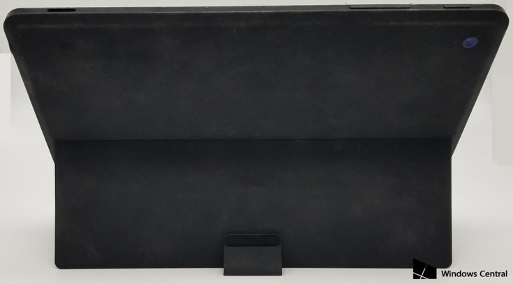 Выпуск планшета Microsoft Surface Mini был отменен в 2014 году