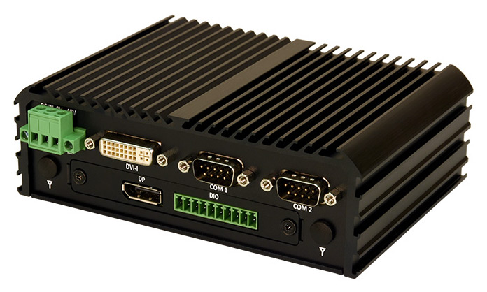 Оснащение LPC-815 включает два порта Gigabit Ethernet