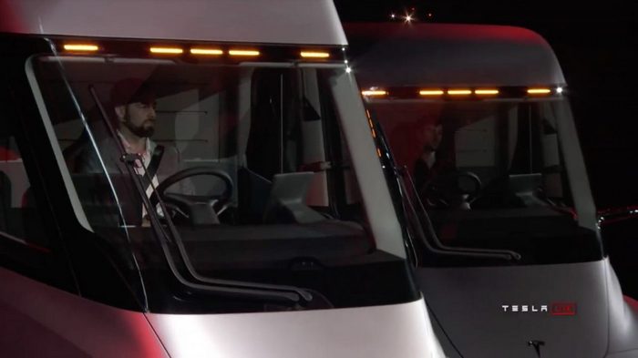 Грузовик Tesla Semi сможет разгоняться до 96 км/ч за 5 с, а его запас хода составит 800 км