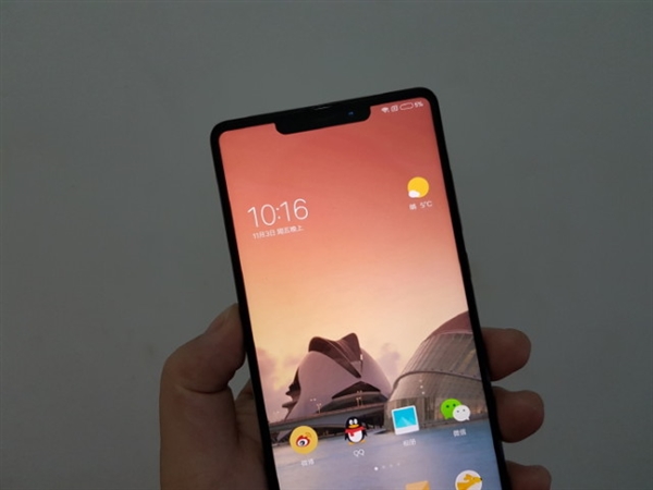 Смартфон Xiaomi Mi Mix 2s могут представить на MWC 2018
