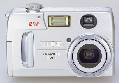 2-мегапиксельная DiMAGE E203 от Minolta