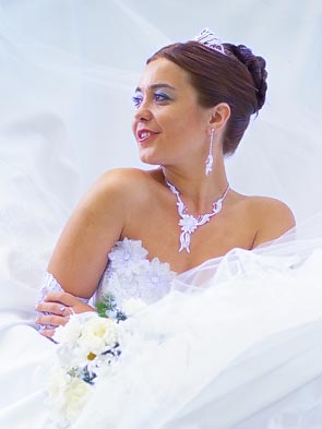 Добавление голубого свечения контуров объектов в Focal Blade