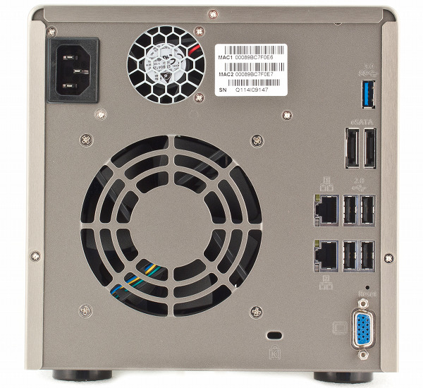 Внешний вид сетевого накопителя QNAP TS-459 Pro II