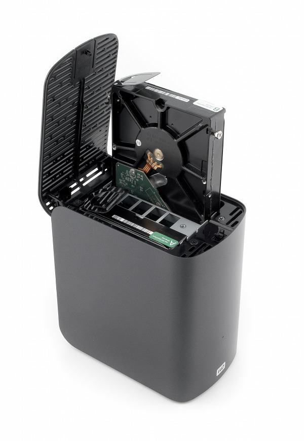 Внешний вид Western Digital My Book Live Duo