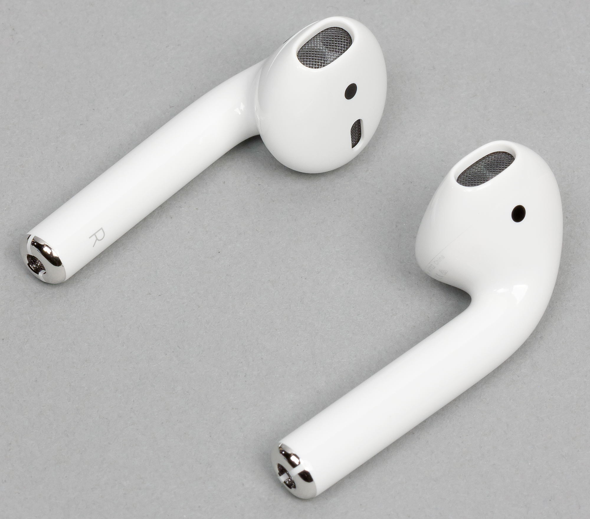 Определить наушники airpods