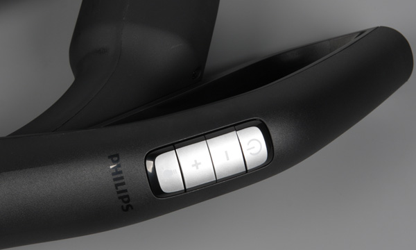 Пылесос Philips Performer Ultimate (FC8924/01). Кнопки на рукоятке